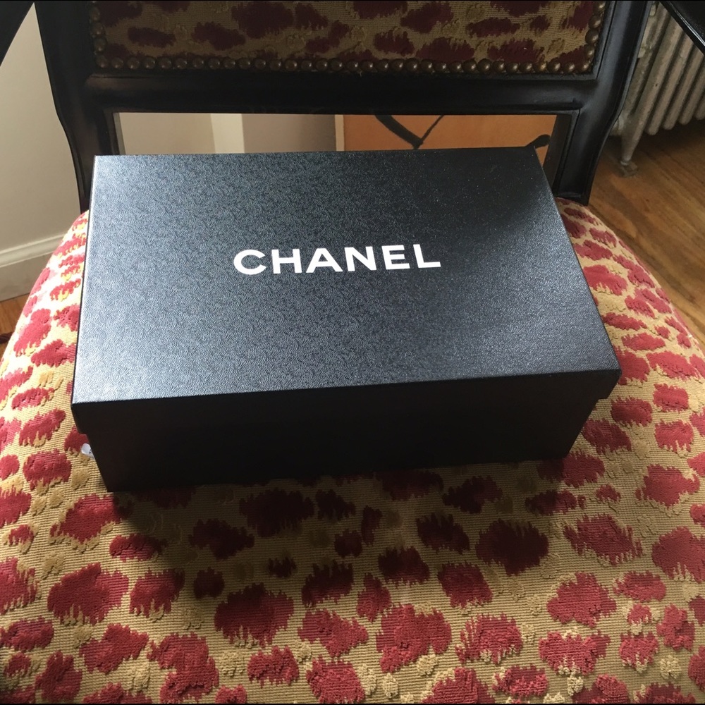 Chanel shoes - Picture 7 of 7